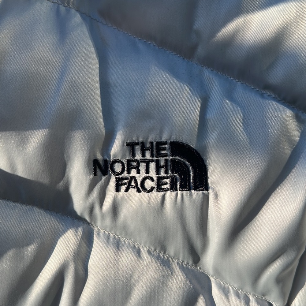North Face Down Vest - image 3